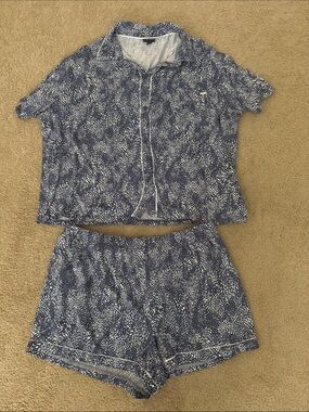 Women’s pajamas short  set  Tahari size XL
